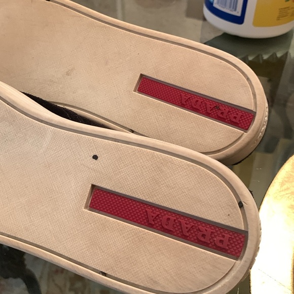 Prada size 40/10 - Picture 5 of 7